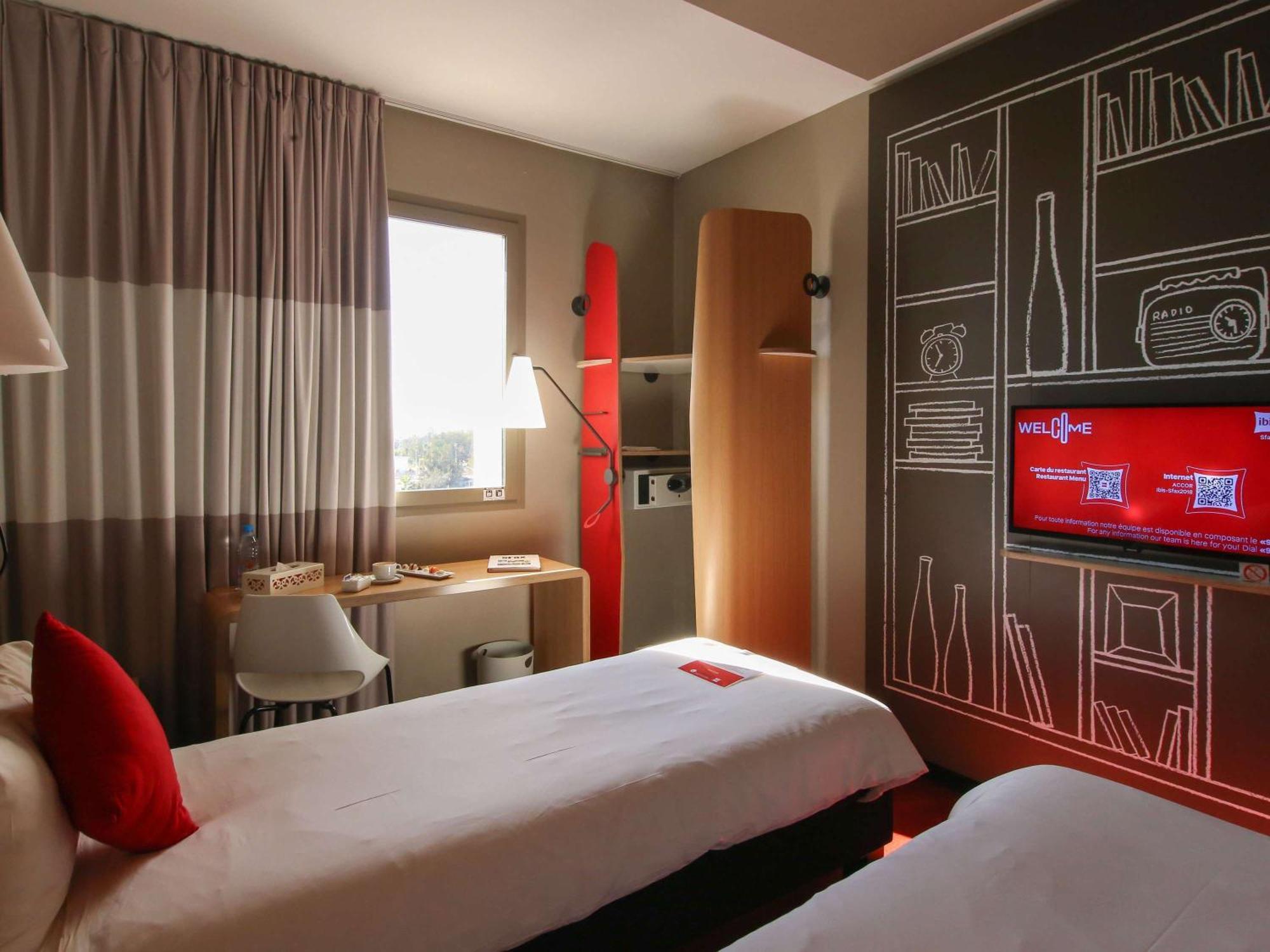 Ibis Sfax Hotel Exterior foto